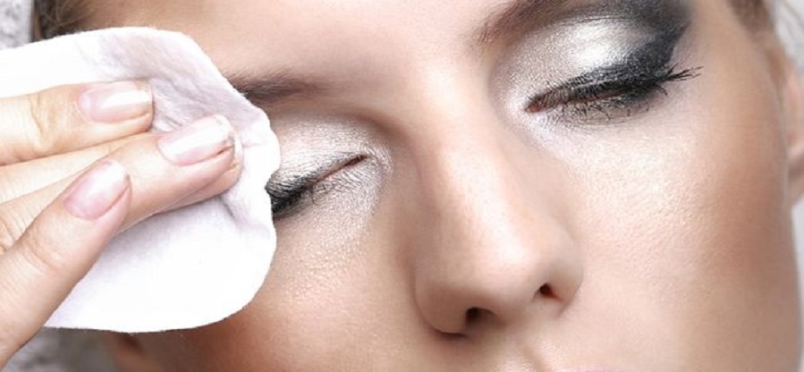 best-makeup-remover-1515517203